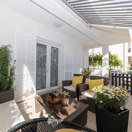 Fani Apartment *