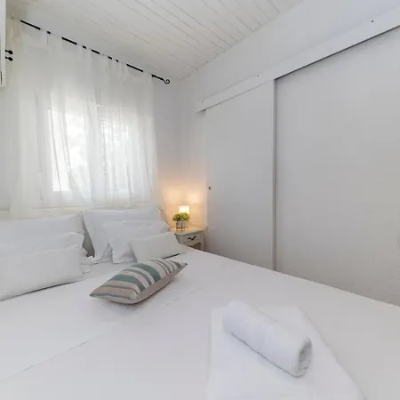 Apartment Fani *